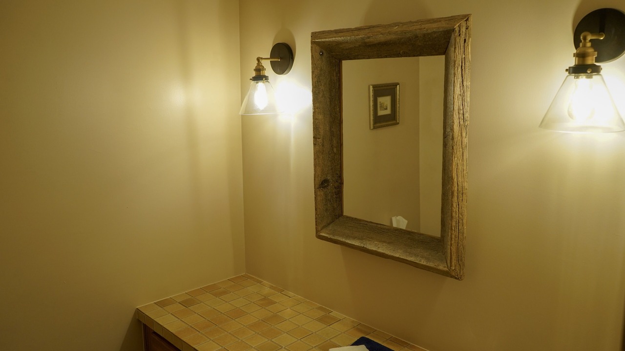 Photo of Bedroom in Hiwan Estates And Fairway
