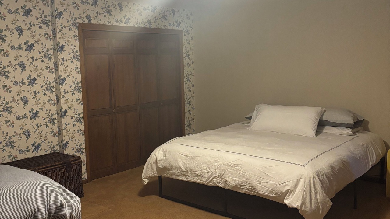 Photo of Bedroom in Hiwan Estates And Fairway