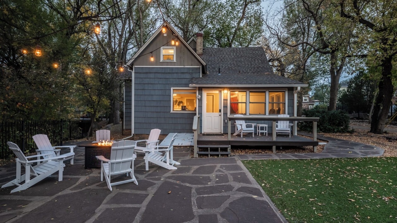Photo of Outdoor in Broadmoor