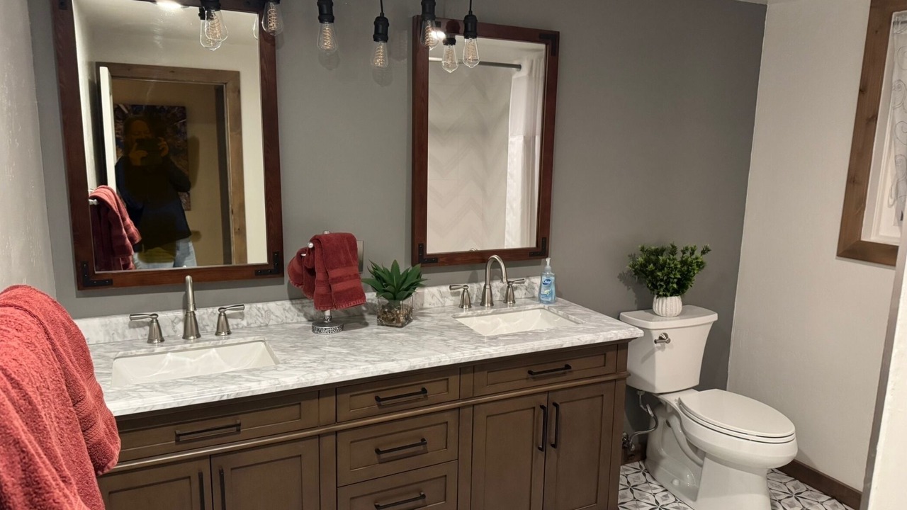 Photo of Bathroom in Silverton