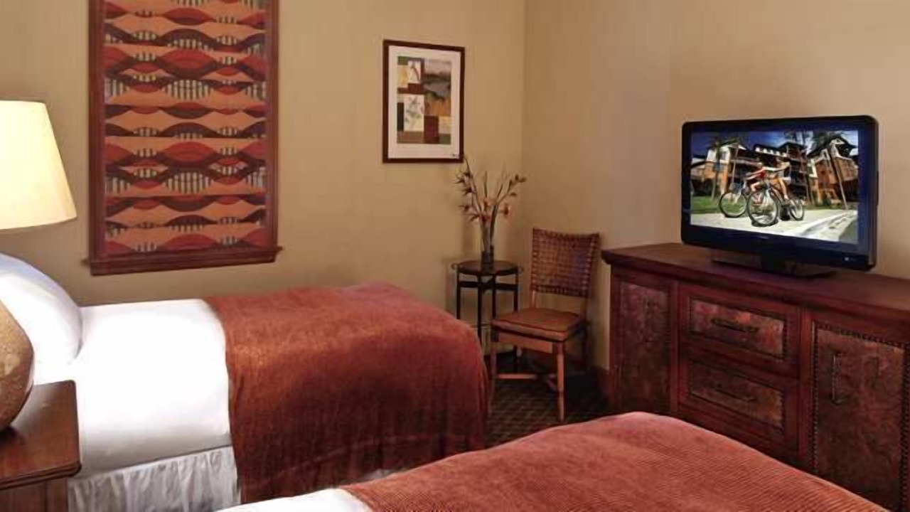 Photo of Bedroom in Peak 9