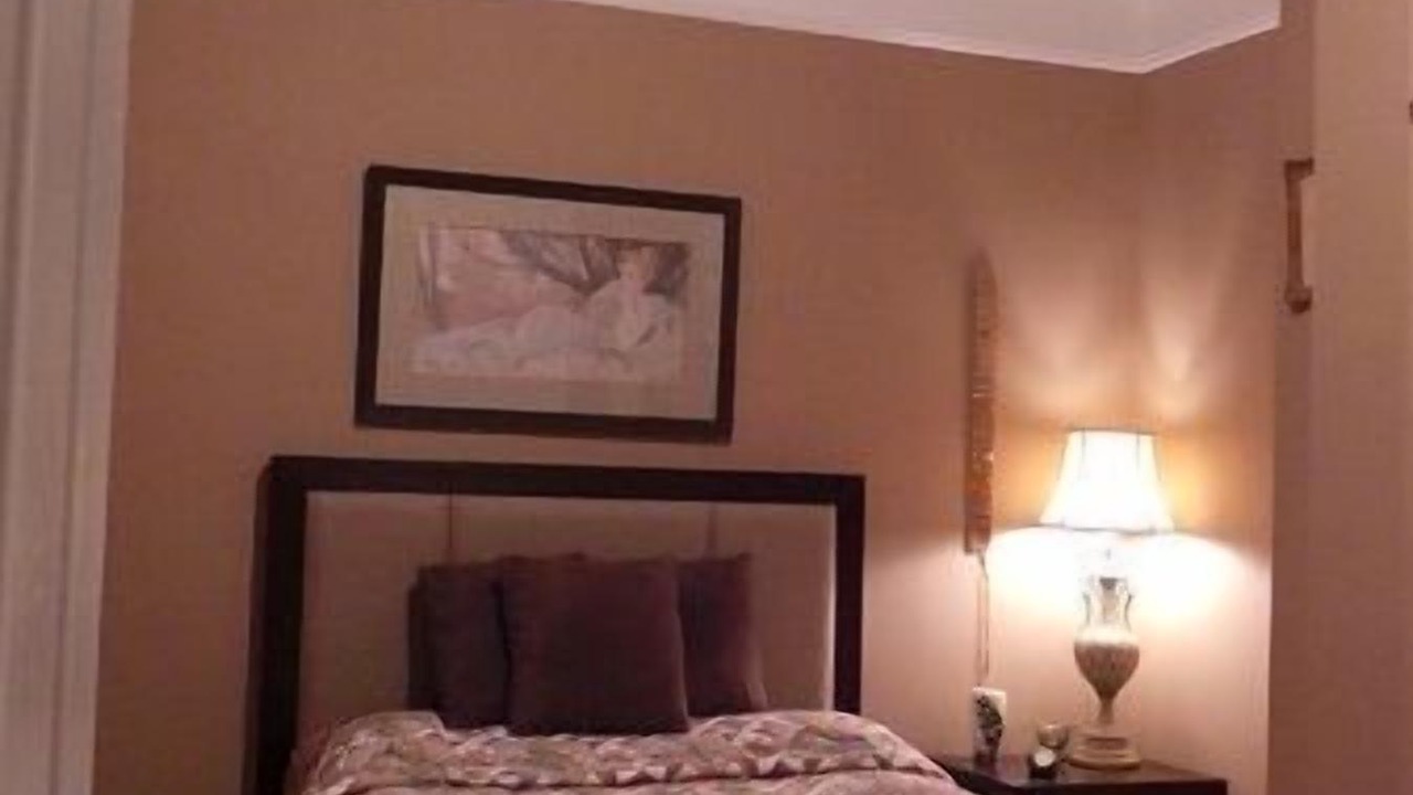 Photo of Bedroom in Bloomingdale