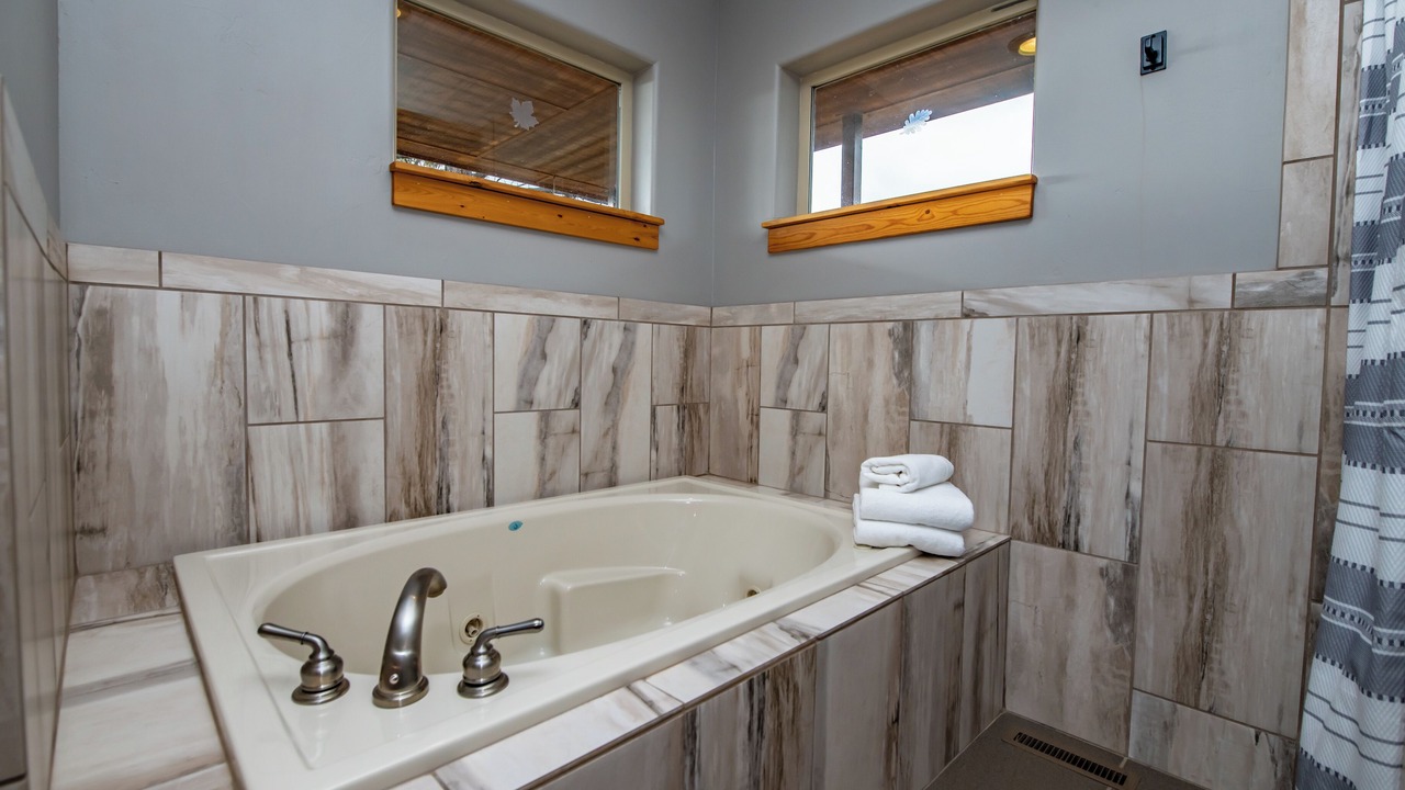 Photo of Bathroom in Pagosa Highlands