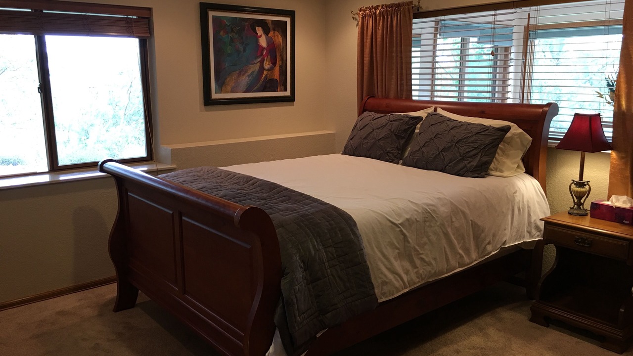 Photo of Bedroom in Mountain Shadows