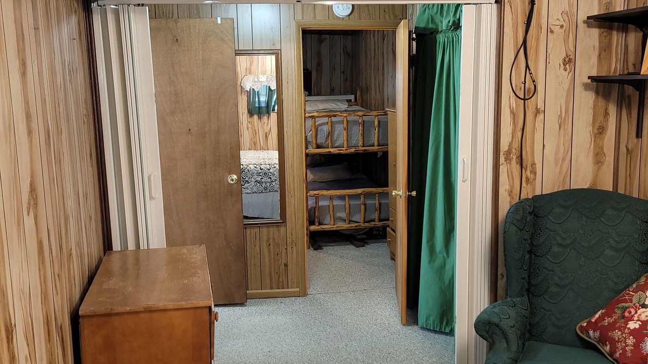 Photo of Bedroom in Green Mountain Falls
