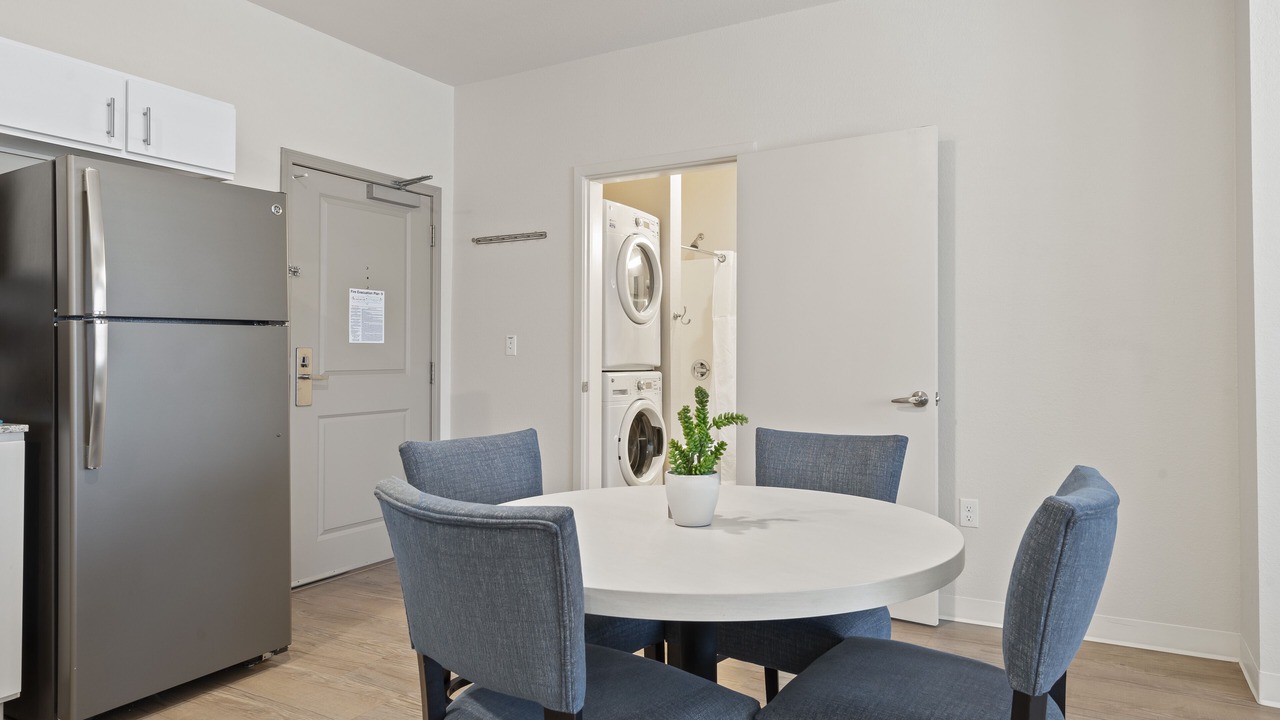 Photo of Livingroom in Overland Park