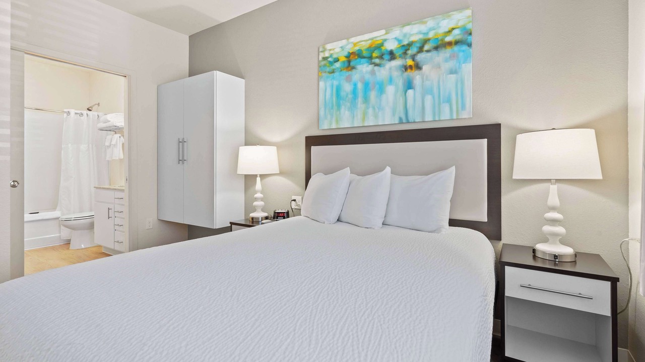 Photo of Bedroom in Overland Park
