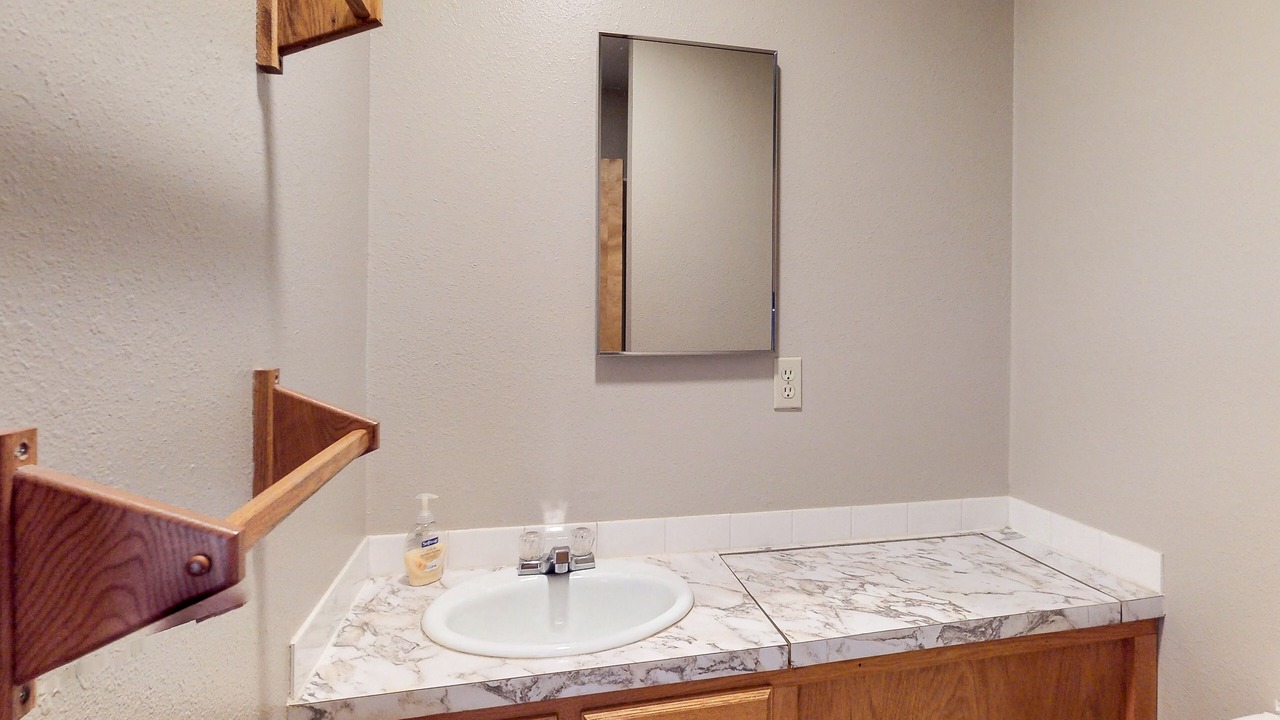Photo of Bathroom in Laclede