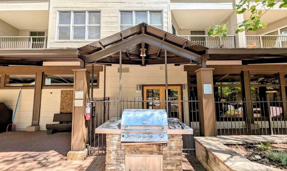 Photo of Outdoor in River Run