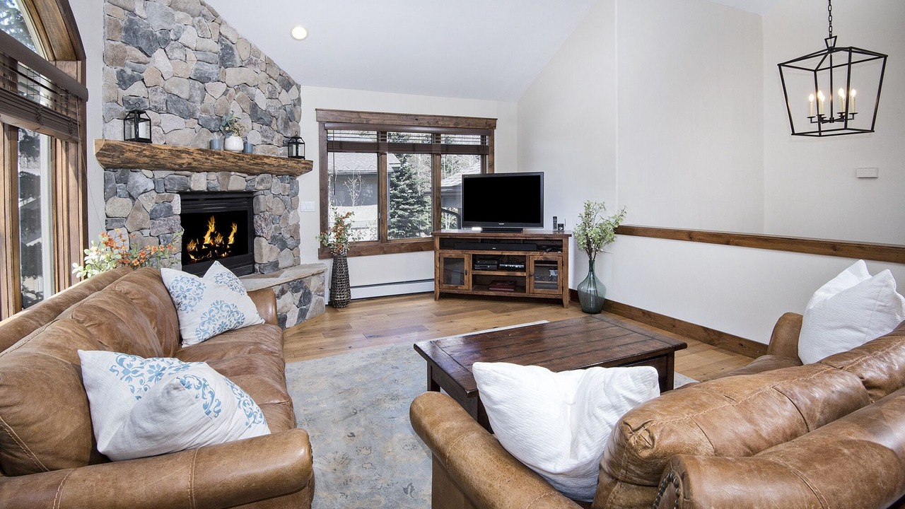 Photo of Livingroom in Vail