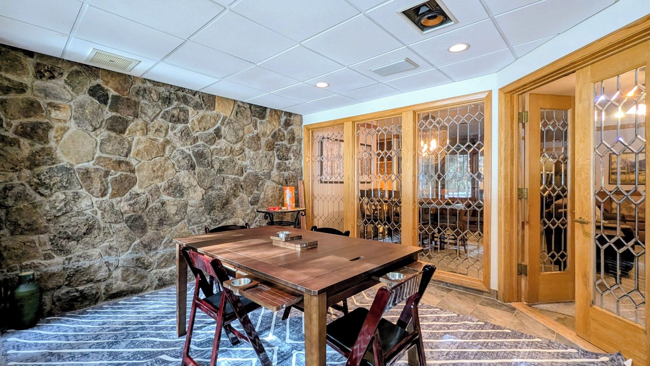 Photo of Bedroom in Mountain House