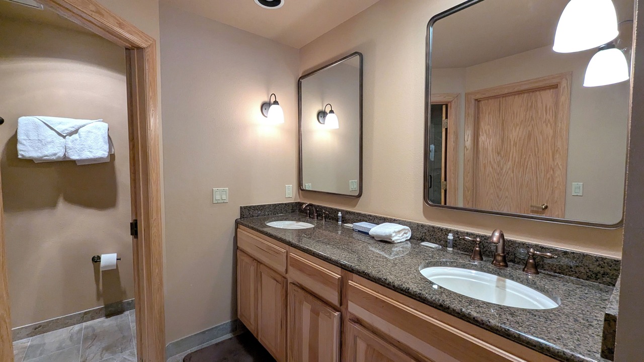 Photo of Bathroom in Mountain House