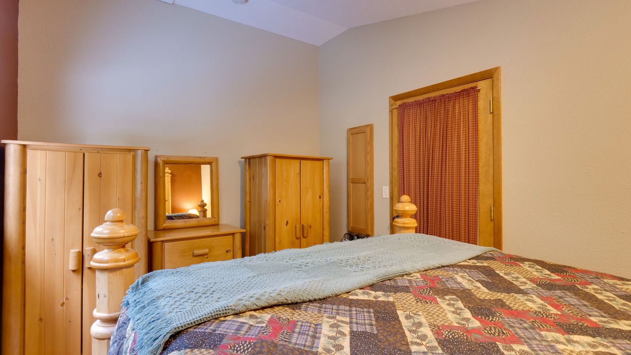 Photo of Bedroom in Downieville-Lawson-Dumont