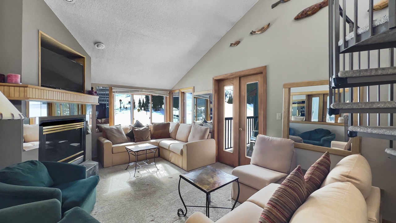 Photo of Livingroom in East Village at Copper