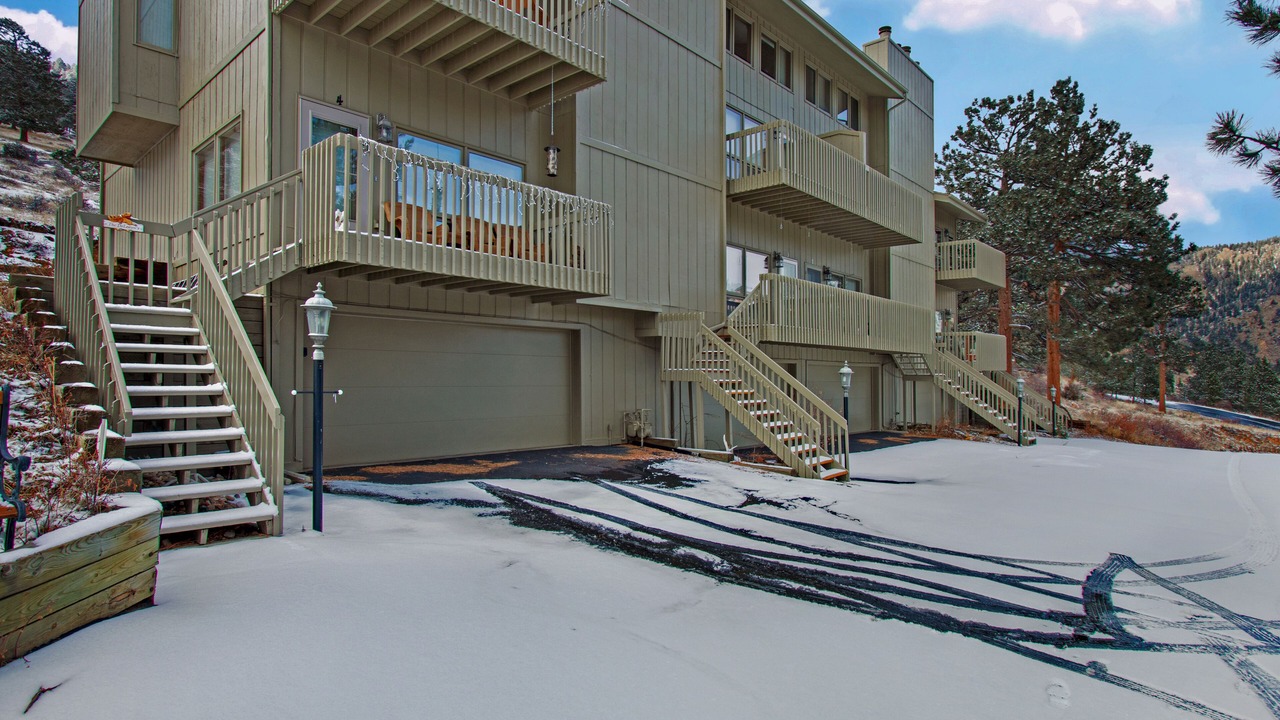 Photo of Outdoor in Fall River Estates
