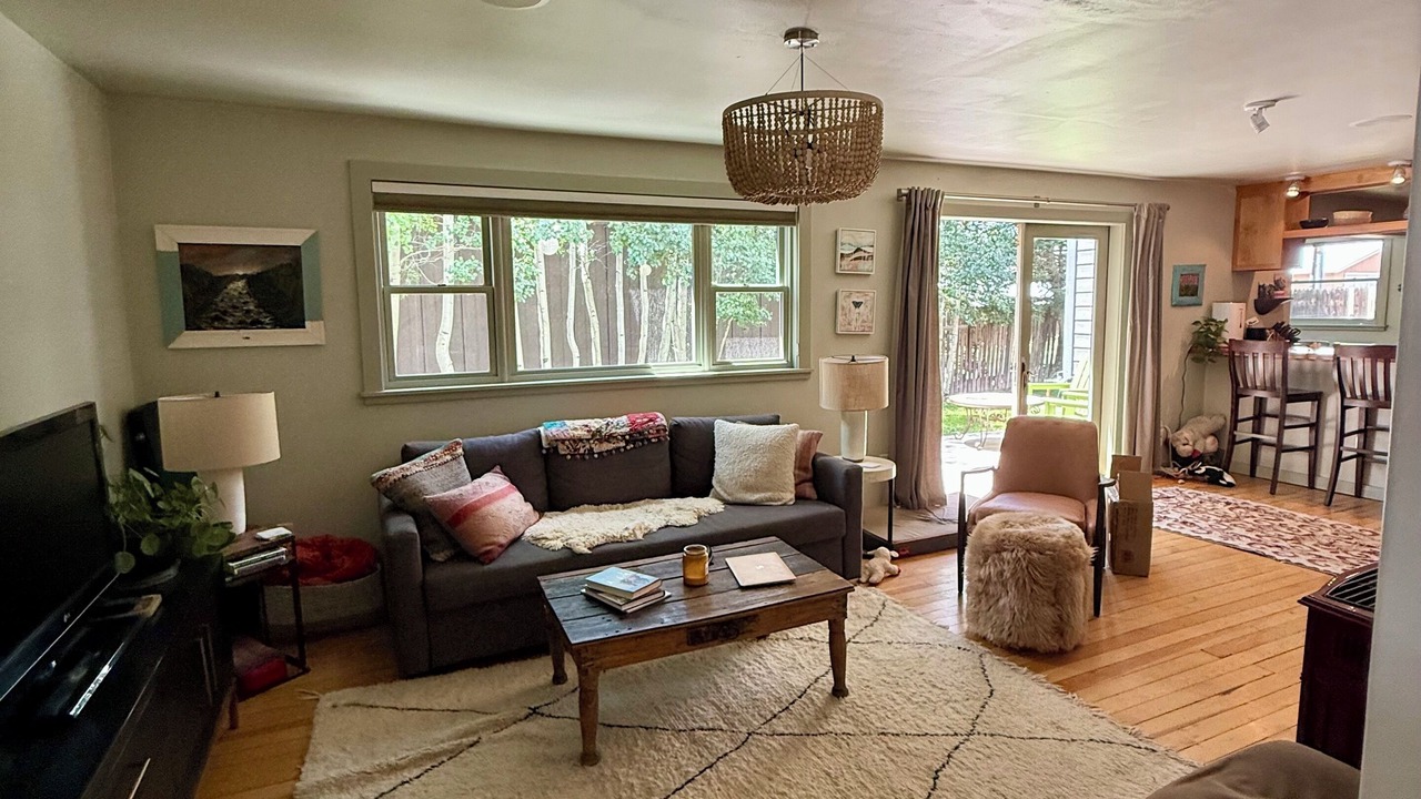 Photo of Livingroom in Silverton