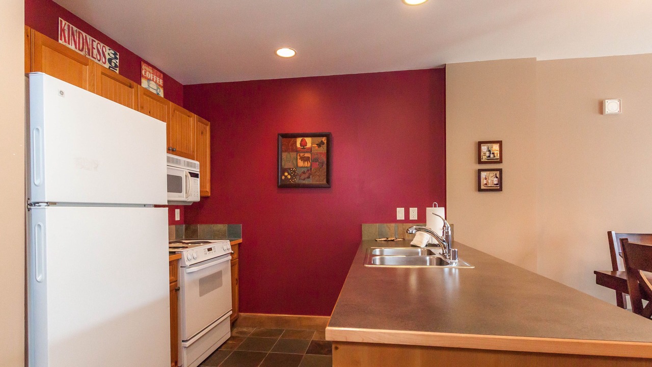 Photo of Kitchen in River Run