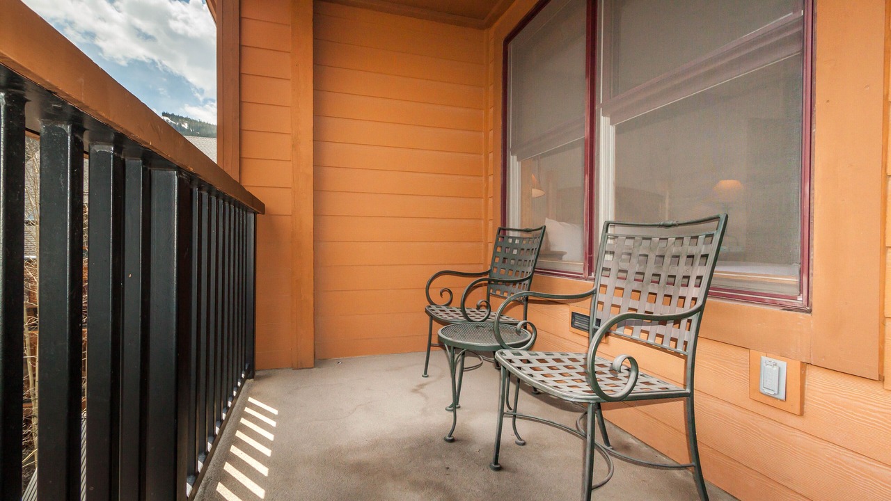 Photo of Outdoor in River Run