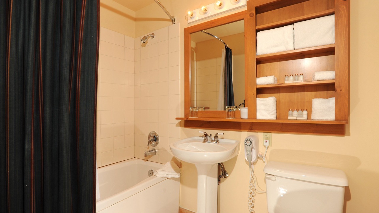 Photo of Bathroom in Mountain House