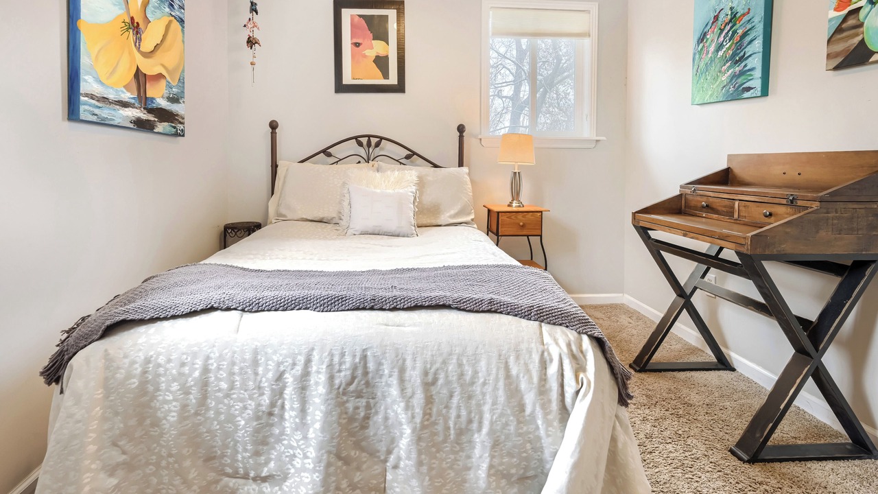 Photo of Bedroom in Devil's Thumb - Rolling Hill