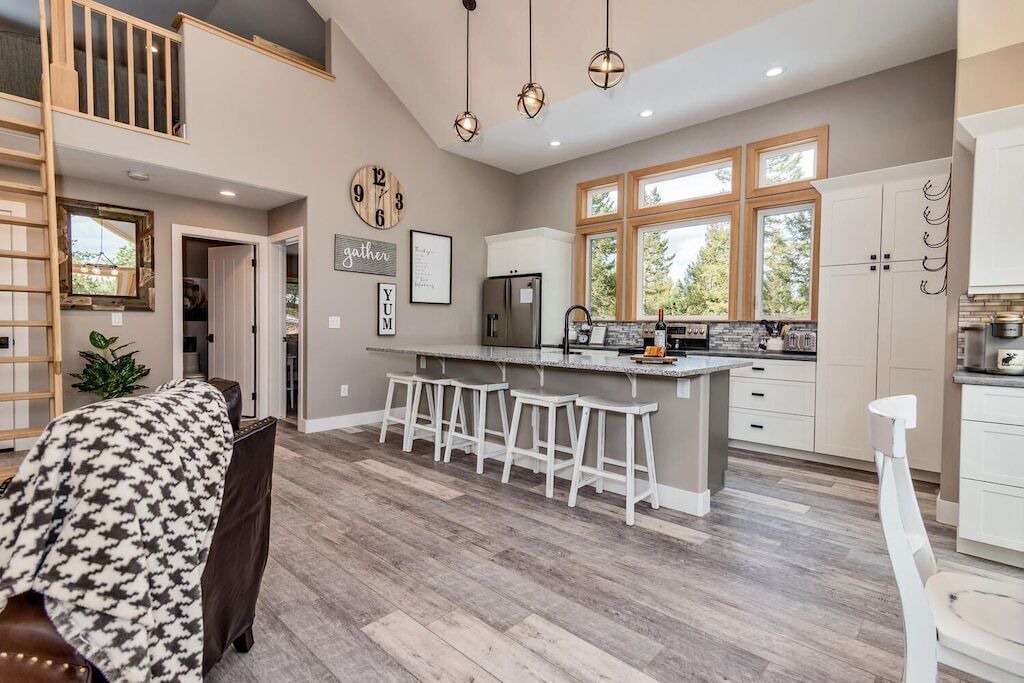 Photo of Bedroom in Conifer Mountain and Meadows