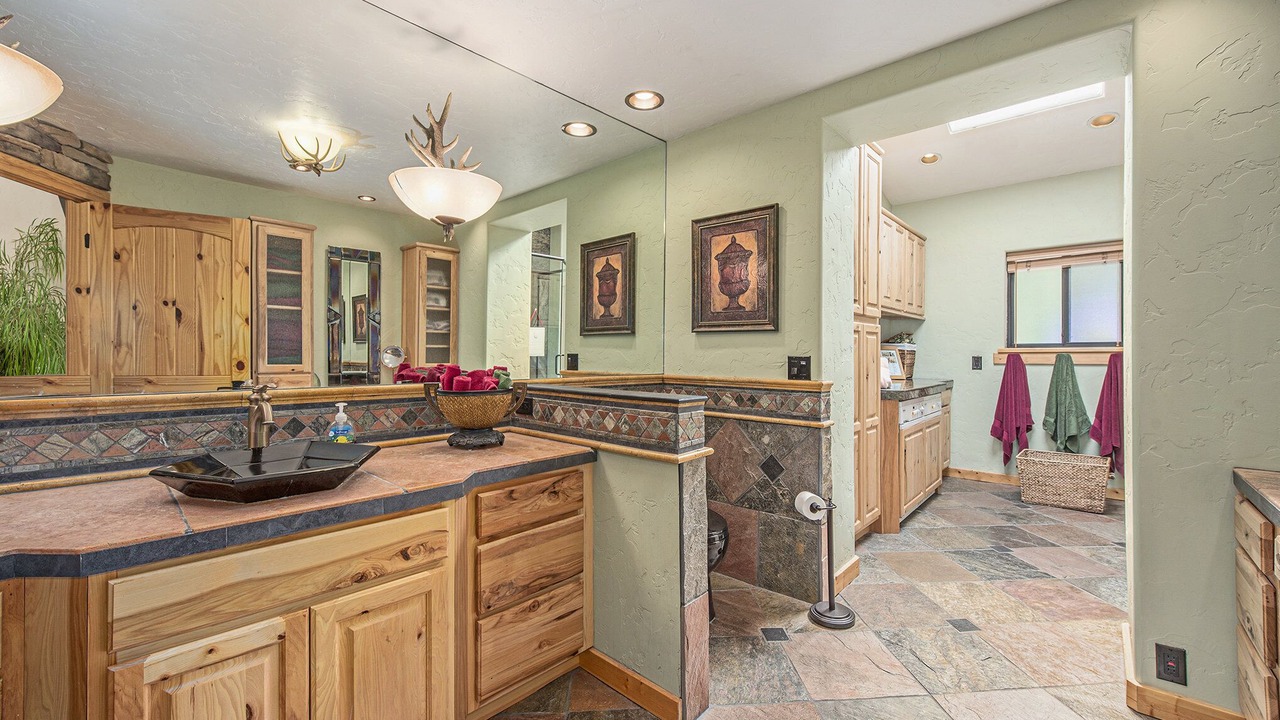 Photo of Bathroom in Little Valley