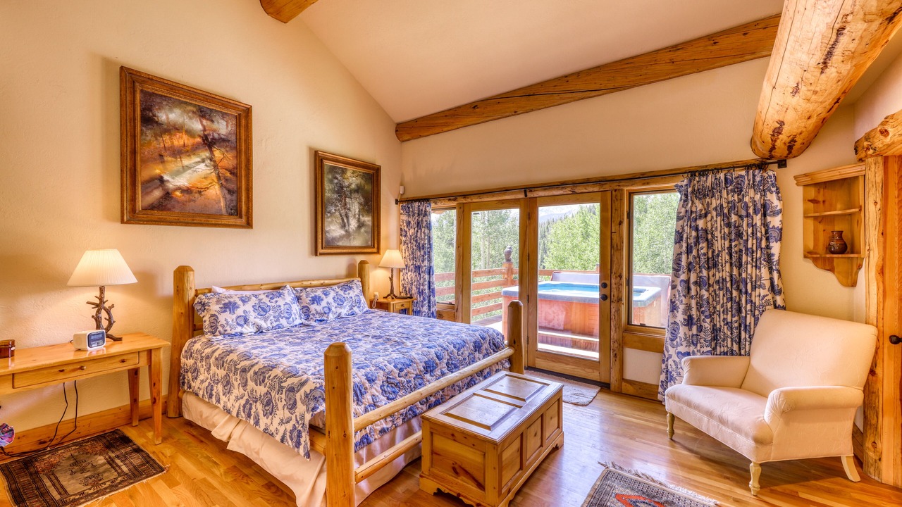 Photo of Bedroom in Baldy Mountain
