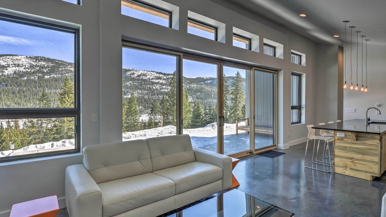 Photo of Livingroom in Alma