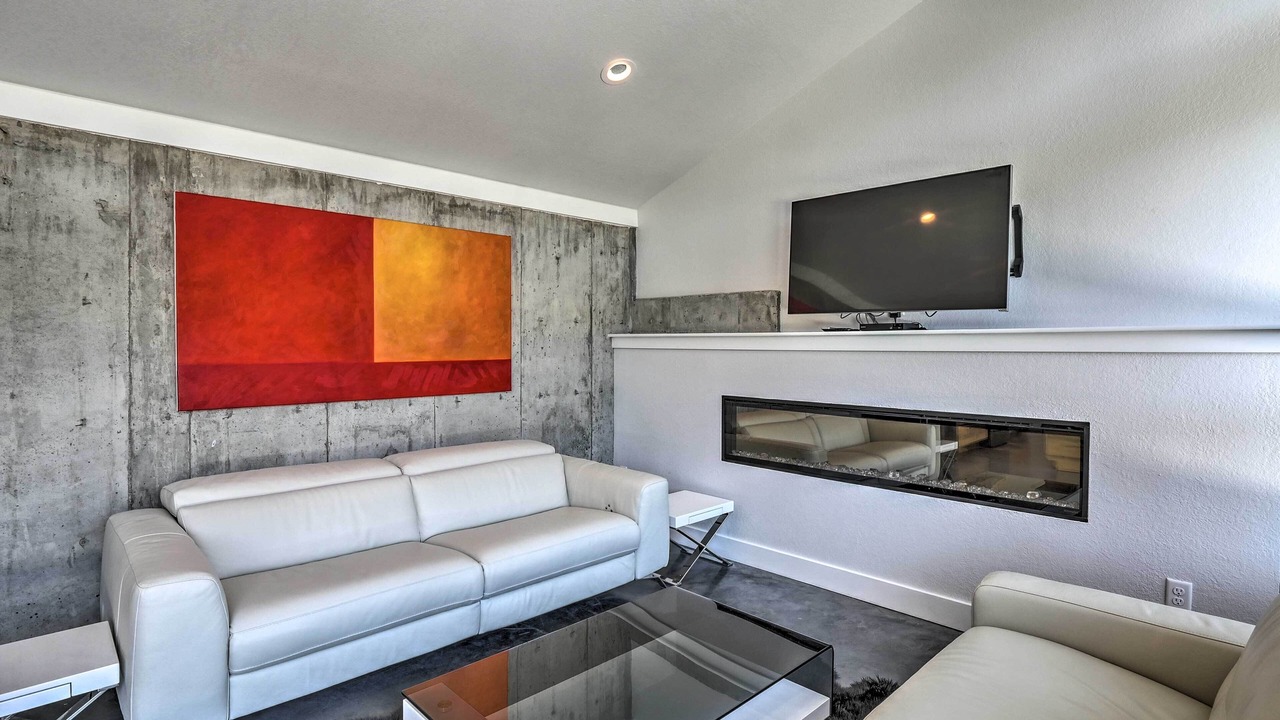Photo of Livingroom in Alma