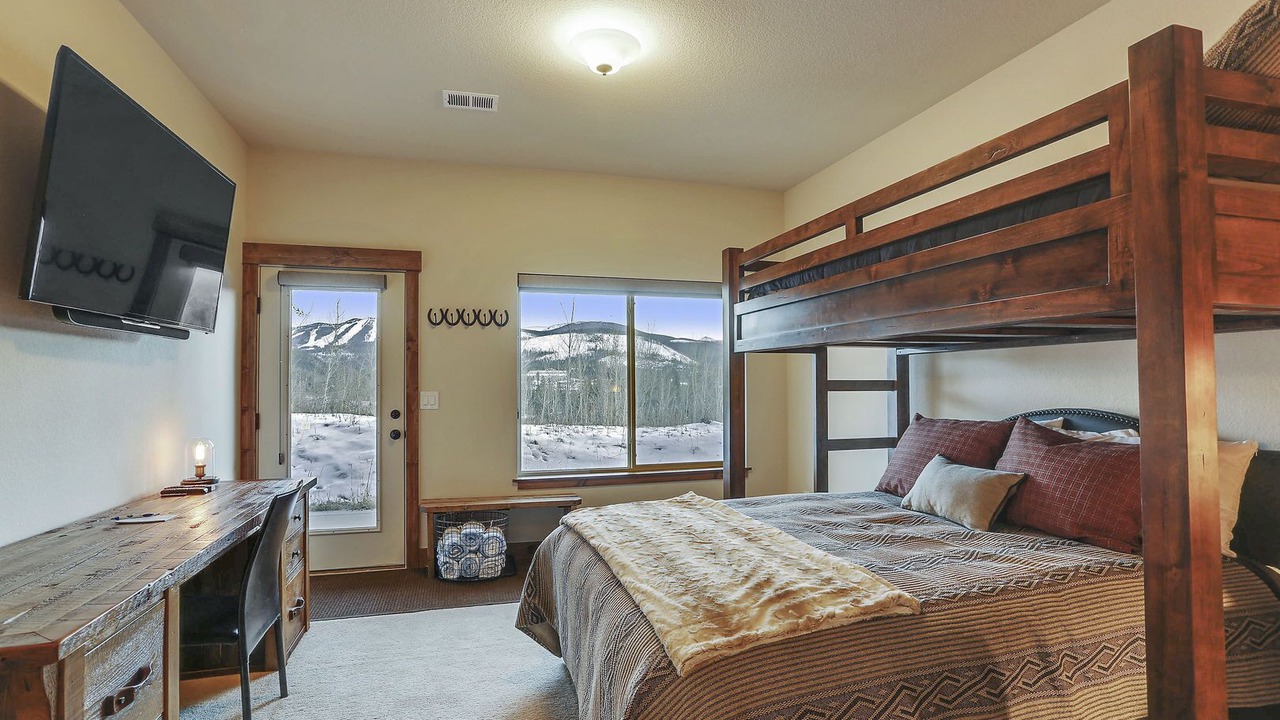 Photo of Bedroom in Rendezvous
