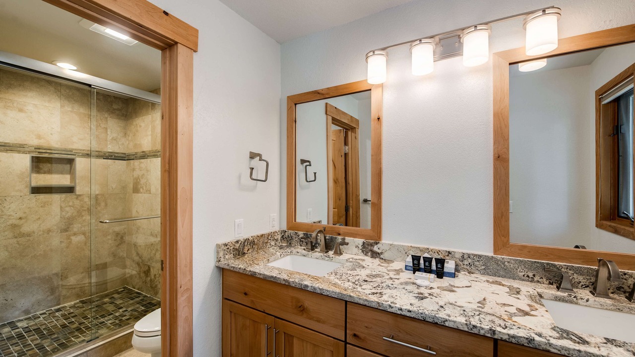 Photo of Bathroom in Frisco