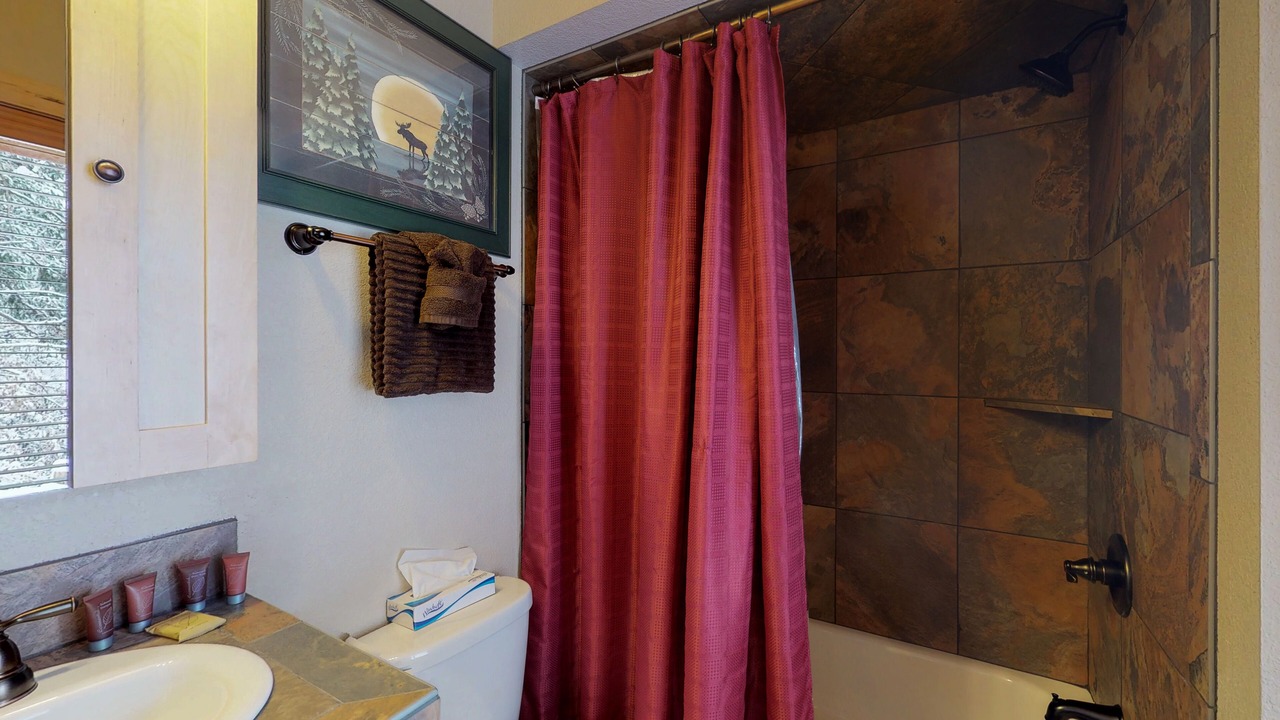 Photo of Bathroom in Green Mountain Falls