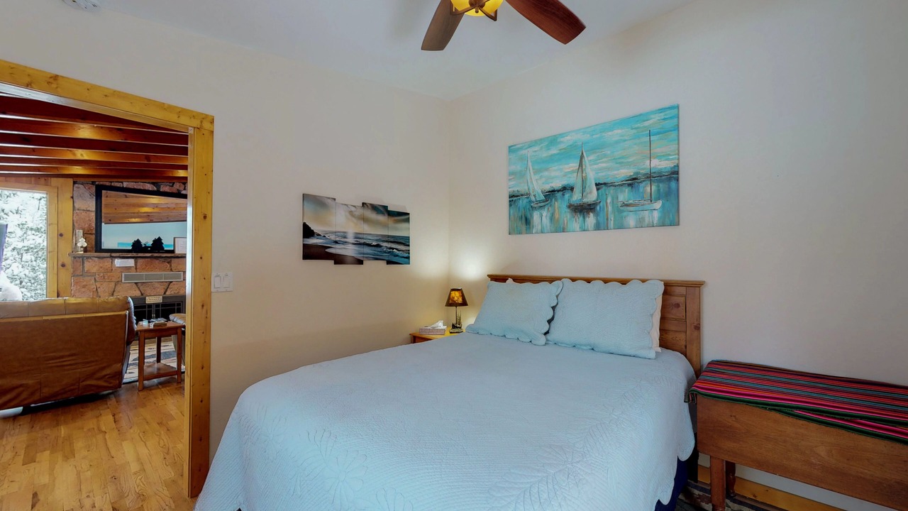 Photo of Bedroom in Green Mountain Falls
