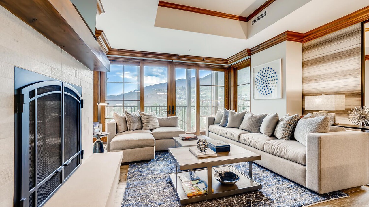 Photo of Livingroom in Vail