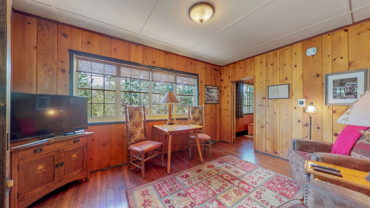 Photo of Bedroom in Estes Park