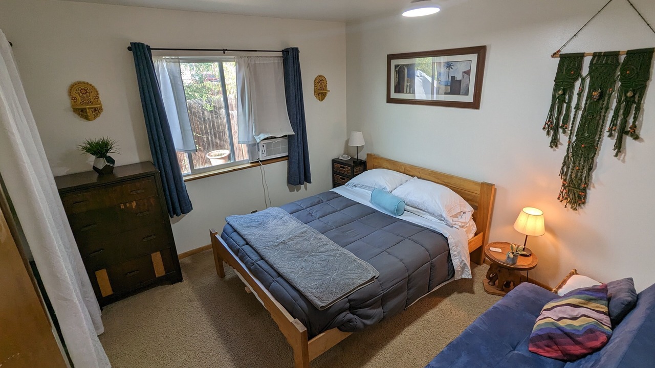 Photo of Bedroom in Lyons