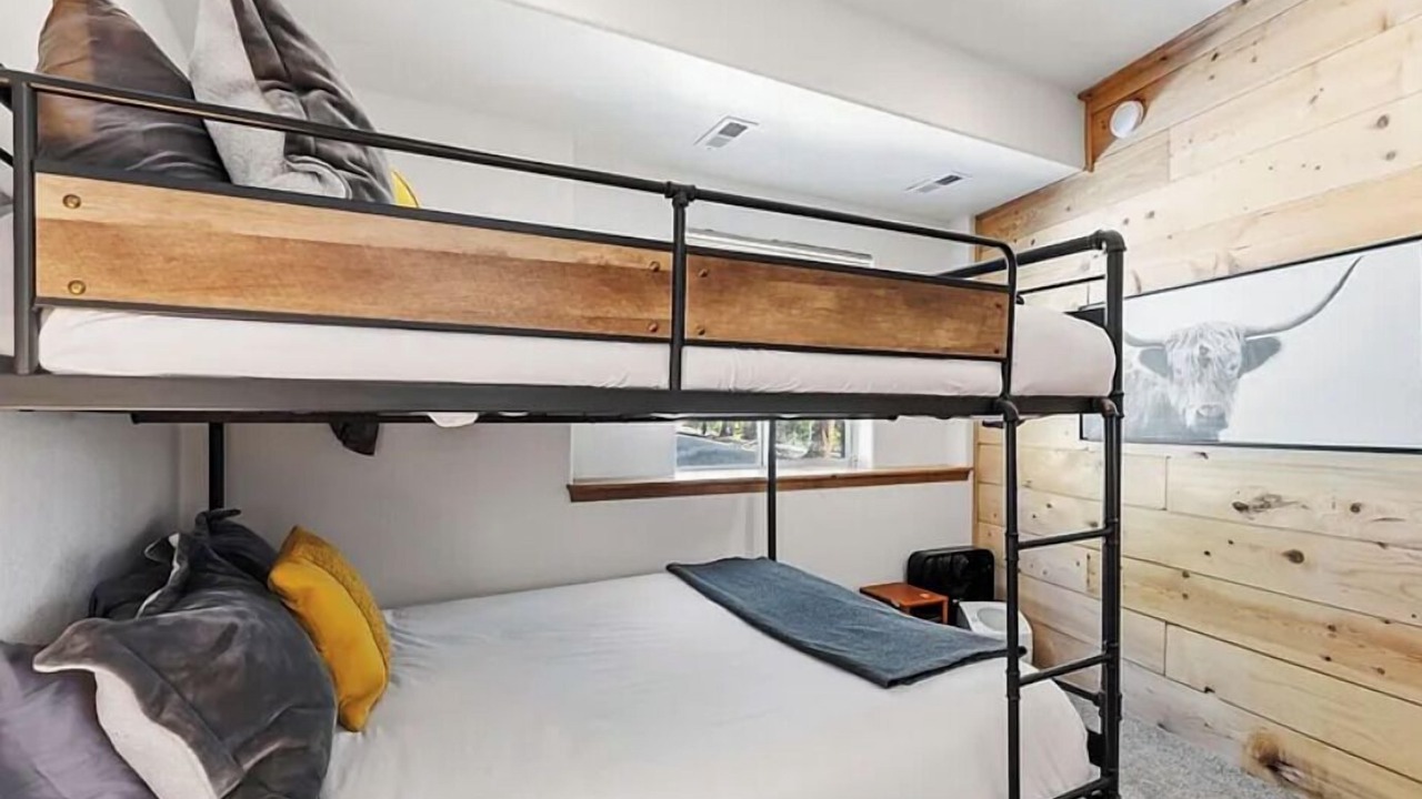 Photo of Bedroom in Valley of the Sun