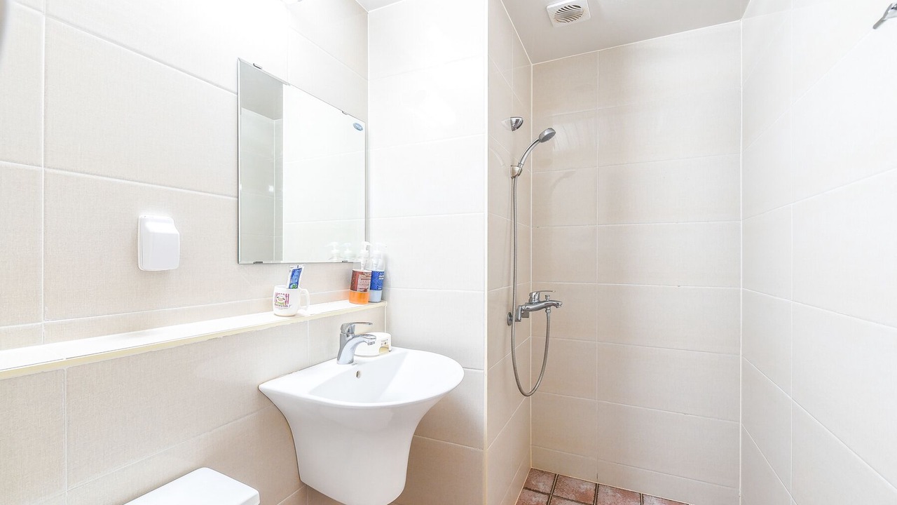 Photo of Bathroom in Aewol