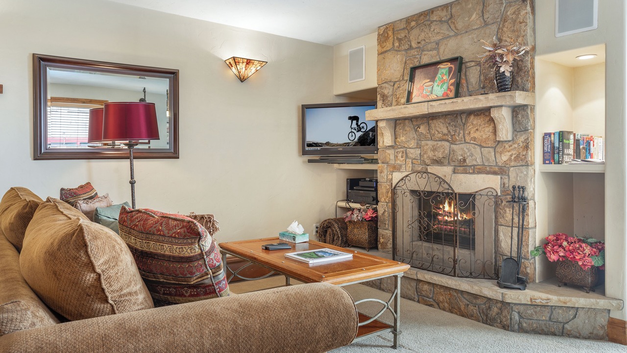 Photo of Livingroom in Vail
