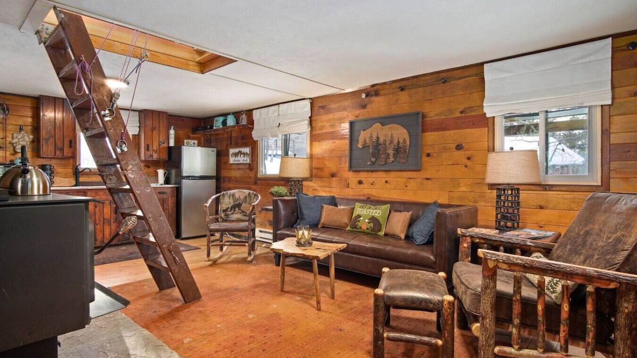 Photo of Livingroom in Coal Creek