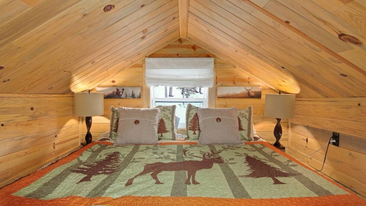 Photo of Bedroom in Coal Creek