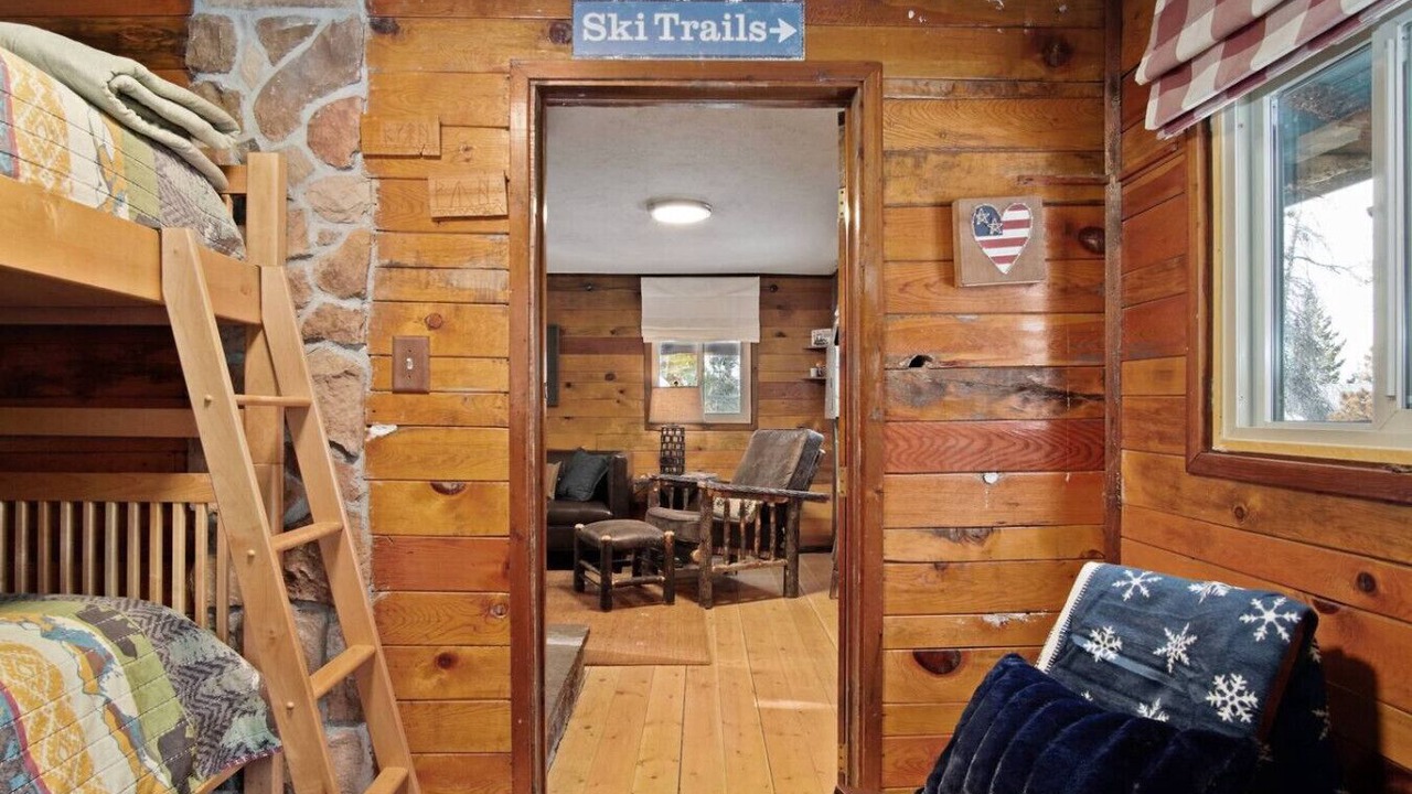 Photo of Bedroom in Coal Creek