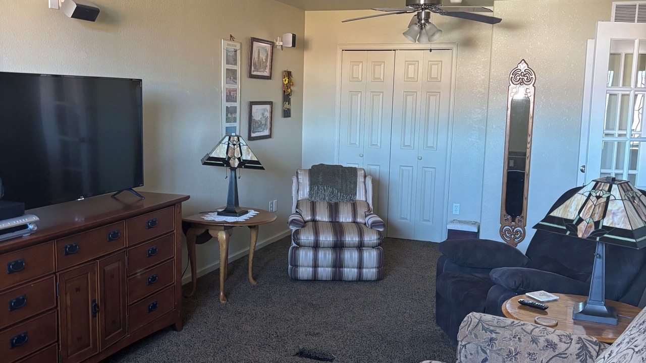 Photo of Livingroom in Sunnyheights