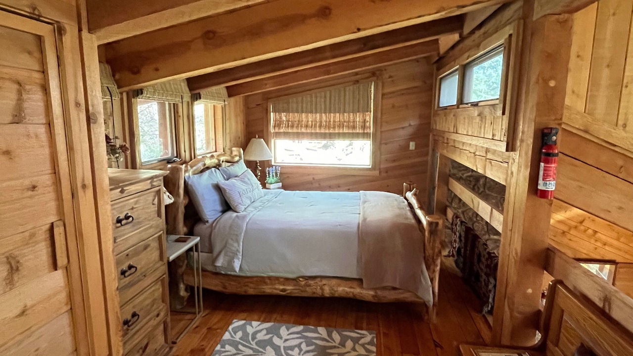 Photo of Bedroom in Sedalia
