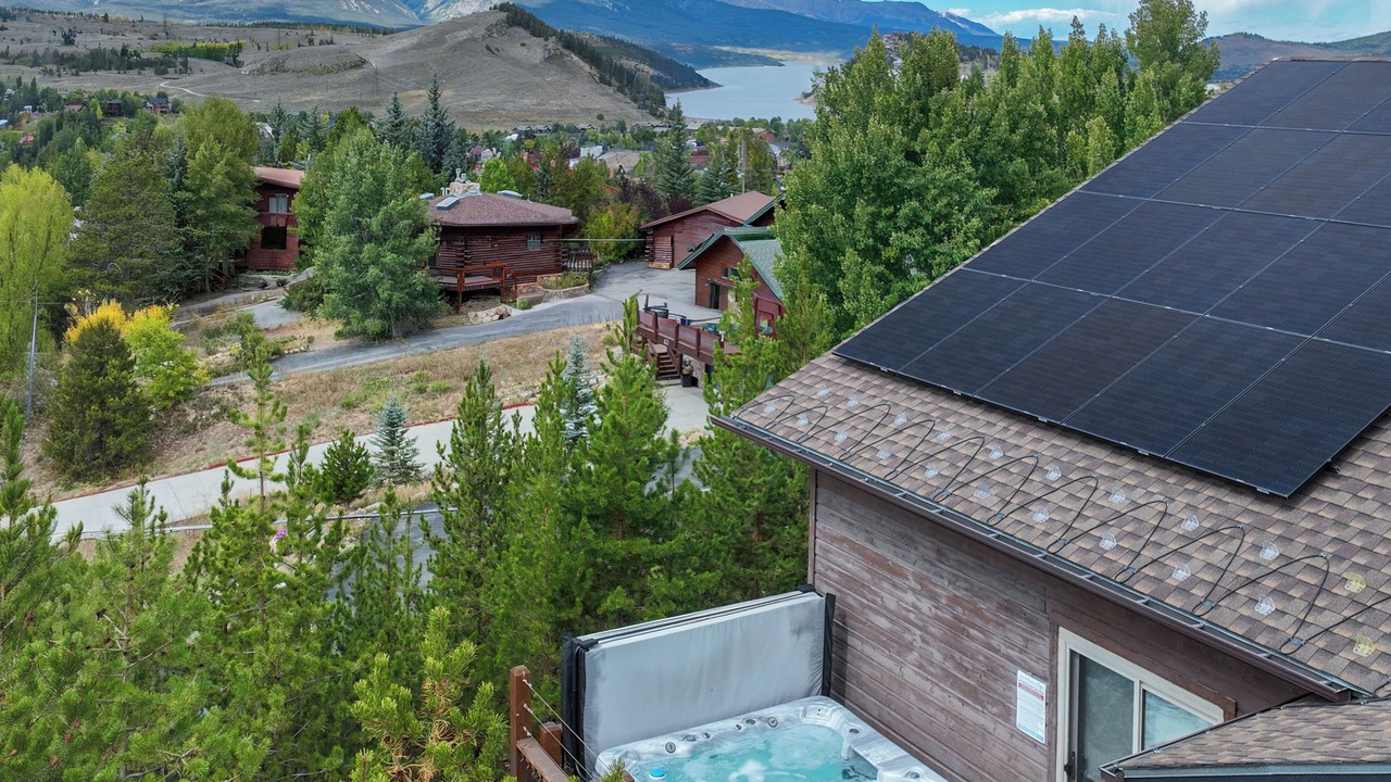 Photo of Outdoor in Summit Cove