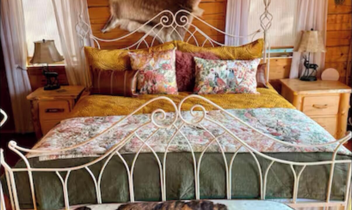 Photo of Bedroom in Saint Mary's