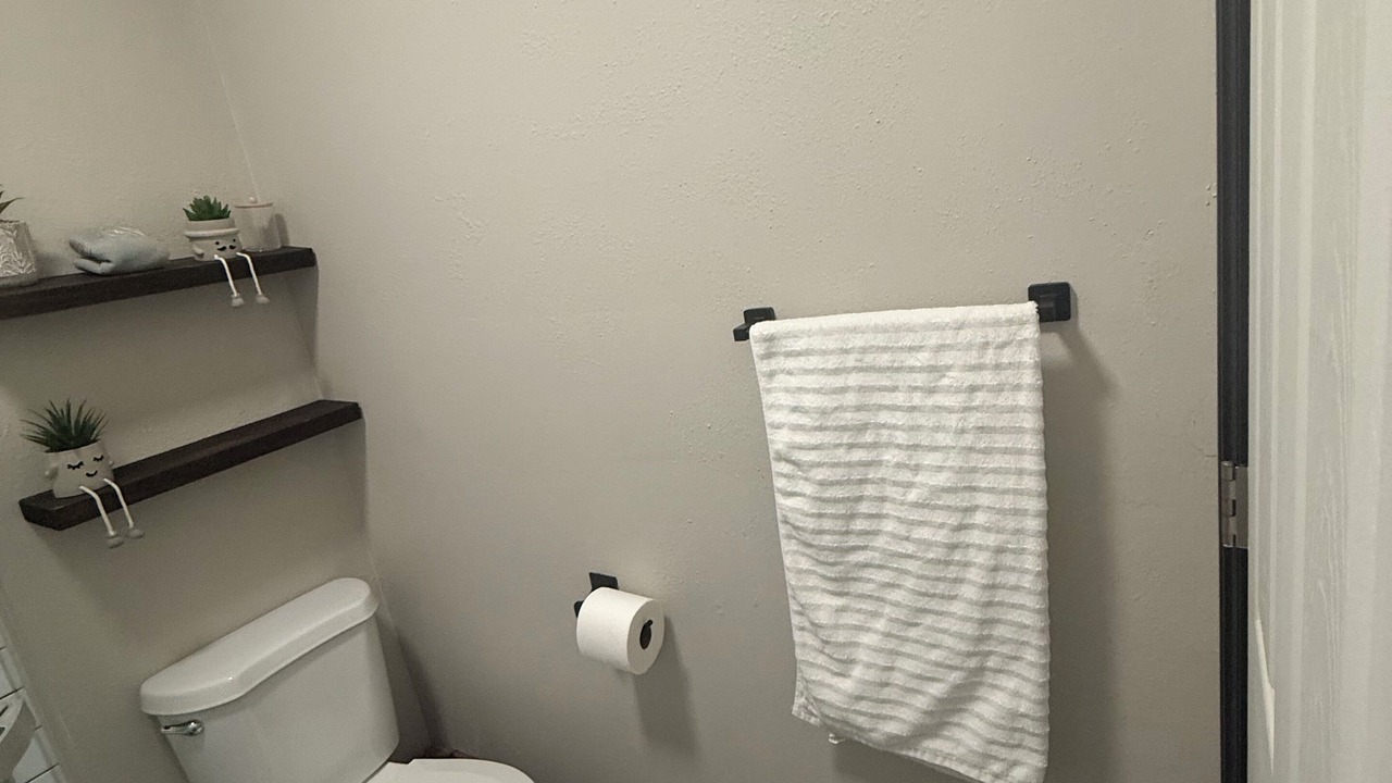 Photo of Bathroom in Twin Lakes