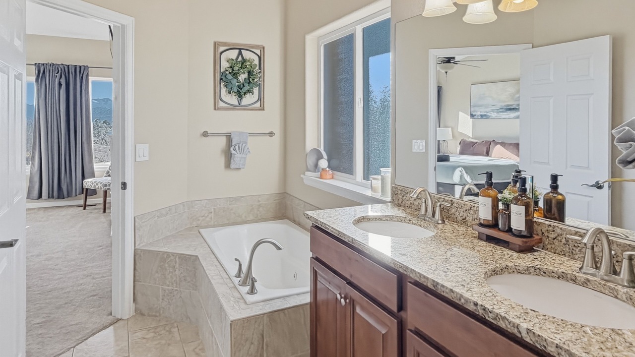 Photo of Bathroom in Gleneagle