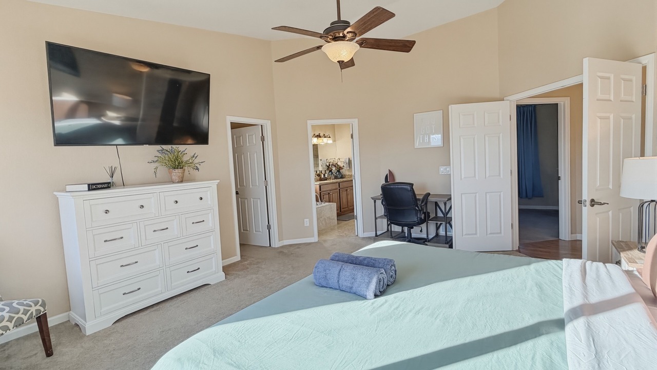 Photo of Bedroom in Gleneagle