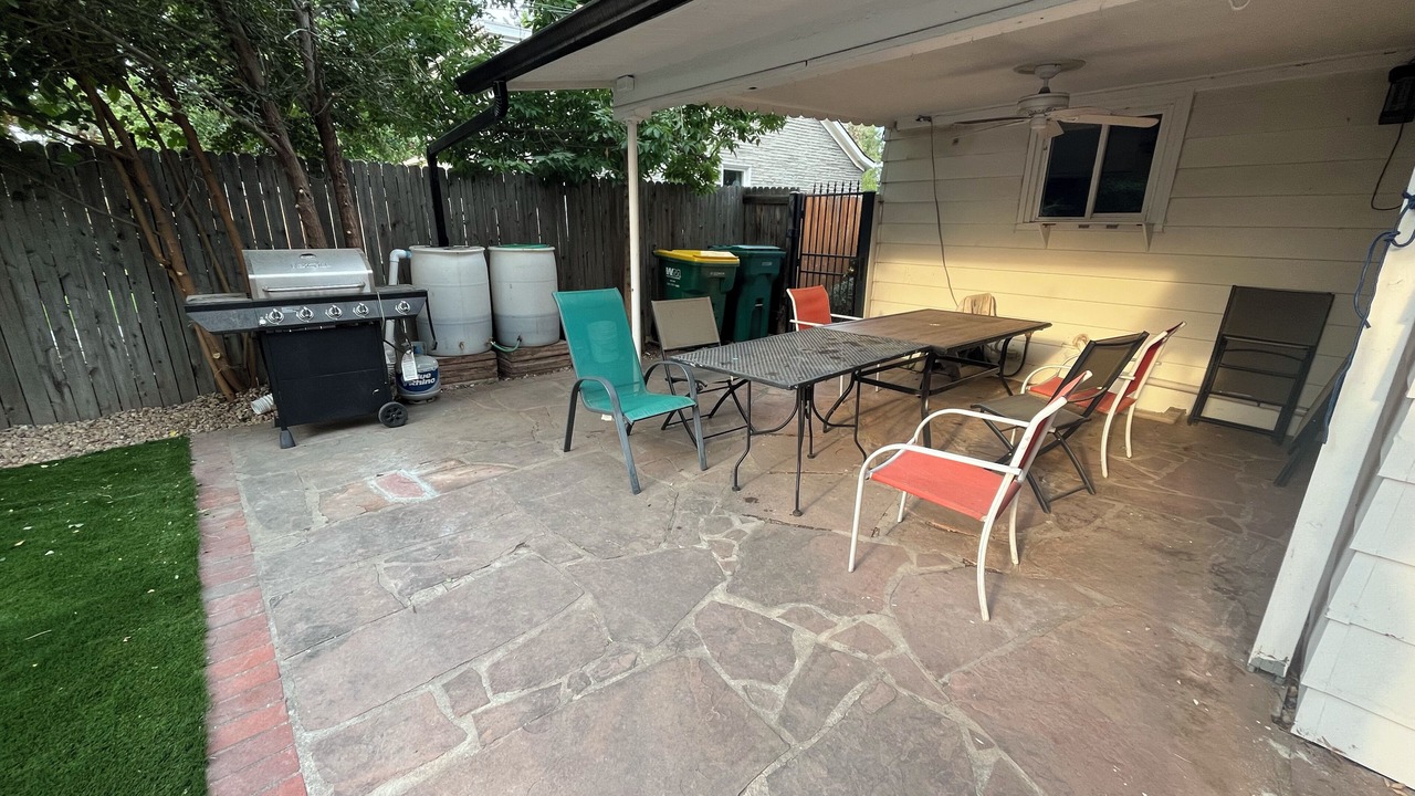 Photo of Outdoor in Englewood